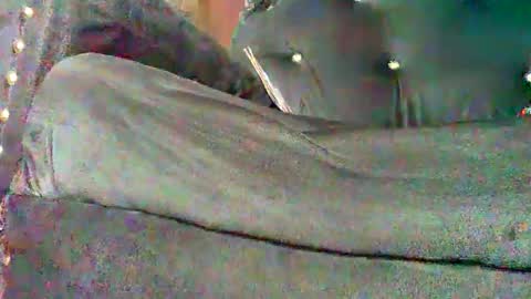 Snapshot of sunnyjohn447 chatting on 10-31-25, 10:11 Sunnyblack2 online show from 10-31-25, 10:11