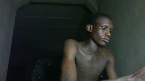 Snapshot of sunnyjohn447 chatting on 11-02-25, 01:35 Sunnyblack2 online show from 11-02-25, 01:35