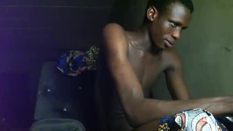 Snapshot of sunnyjohn447 chatting on 11-23-25, 11:32 Sunnyblack2 online show from 11-23-25, 11:32