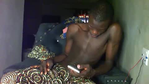 Snapshot of sunnyjohn447 chatting on 11-30-25, 09:24 Sunnyblack2 online show from 11-30-25, 09:24