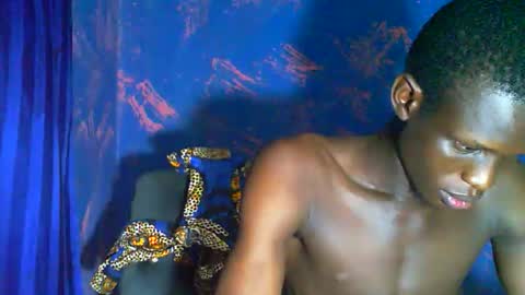 Sunnyblack2 online show from 04-18-26, 08:18