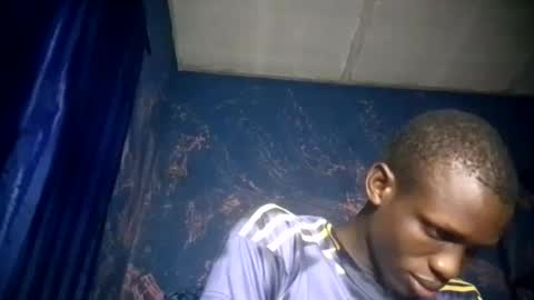 Snapshot of sunnyjohn447 chatting on 04-29-26, 08:37 Sunnyblack2 online show from 04-29-26, 08:37