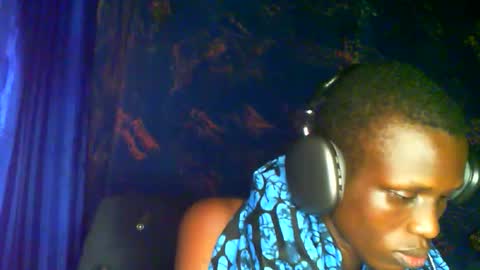Snapshot of sunnyjohn447 chatting on 05-04-26, 09:22 Sunnyblack2 online show from 05-04-26, 09:22