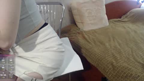 Alina   Streams Mon to Fri online show from 02-24-25, 09:41