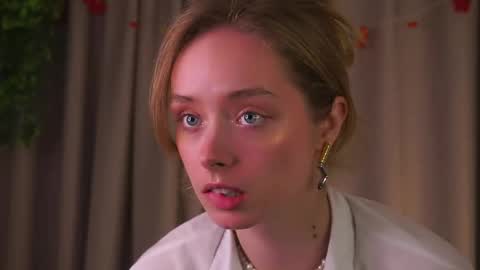 Helga online show from 12-05-25, 12:08