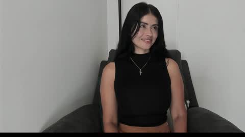 Snapshot of sunnymorrison chatting on 02-04-25, 03:57 sol online show from 02-04-25, 03:57