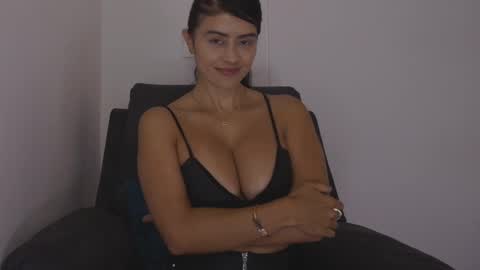Snapshot of sunnymorrison chatting on 03-10-25, 12:48 sol online show from 03-10-25, 12:48