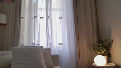 Snapshot of sunnyrisha chatting on 05-19-26, 05:14 Risha online show from 05-19-26, 05:14