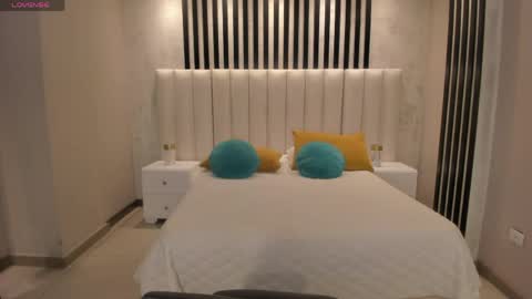 Sunny Rivers online show from 03-27-26, 05:23