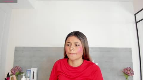 sunnywhitee online show from 04-07-26, 07:14