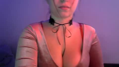 Snapshot of sunset_li chatting on 04-09-26, 11:48 Lisa online show from 04-09-26, 11:48