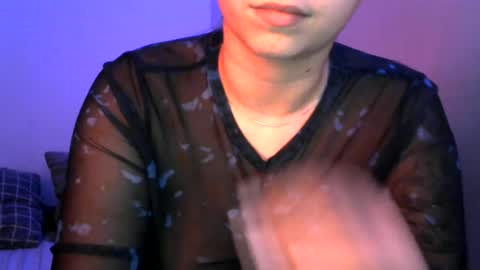 Snapshot of sunset_li chatting on 06-17-26, 01:12 Lisa online show from 06-17-26, 01:12