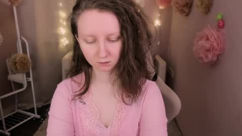 Snapshot of sunshine_blaze chatting on 05-30-26, 05:59 Alice online show from 05-30-26, 05:59