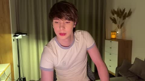 sunshinealex online show from 02-08-26, 01:09