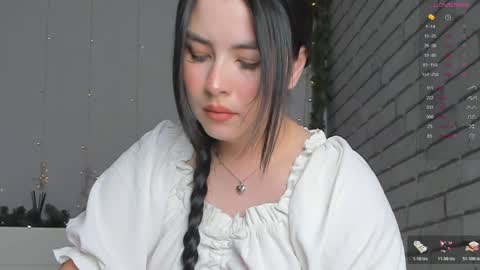 Milana Scarlett online show from 11-12-25, 12:05