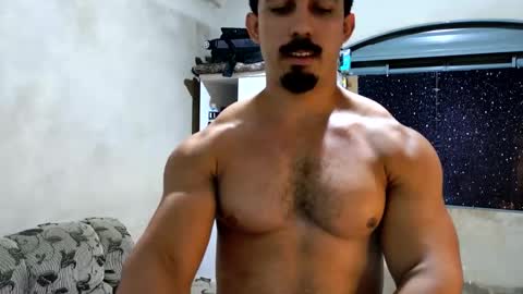 Snapshot of superbigmr chatting on 04-06-26, 04:46 james online show from 04-06-26, 04:46