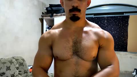 Snapshot of superbigmr chatting on 04-11-26, 12:37 james online show from 04-11-26, 12:37