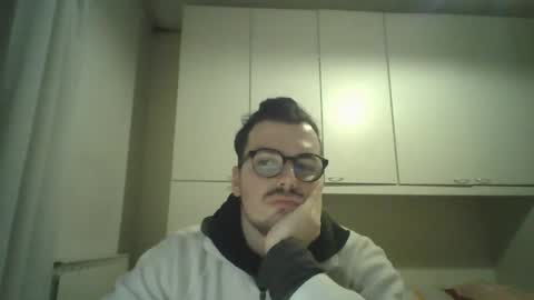 Snapshot of superbirdman12345 chatting on 02-02-25, 10:17 Bighead online show from 02-02-25, 10:17