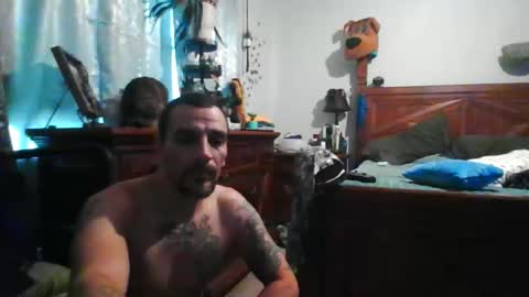 Snapshot of superd512 chatting on 01-06-26, 10:45 Guero Cash online show from 01-06-26, 10:45