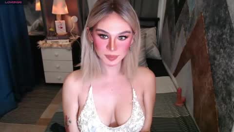 CARMINA online show from 05-24-26, 12:37