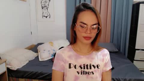 Im val online show from 05-03-26, 02:01