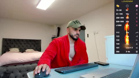 Snapshot of supermanboyxxl chatting on 04-29-26, 05:22 supermanboyxxl online show from 04-29-26, 05:22