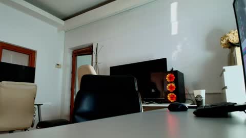 Snapshot of supermanboyxxl chatting on 07-14-26, 05:12 supermanboyxxl online show from 07-14-26, 05:12