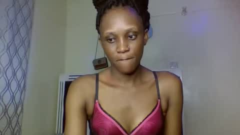 Snapshot of supersexxy_chyna chatting on 06-07-26, 05:00 supersexxy_chyna online show from 06-07-26, 05:00