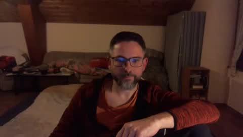 supersquirrel81 online show from 10-23-25, 06:17