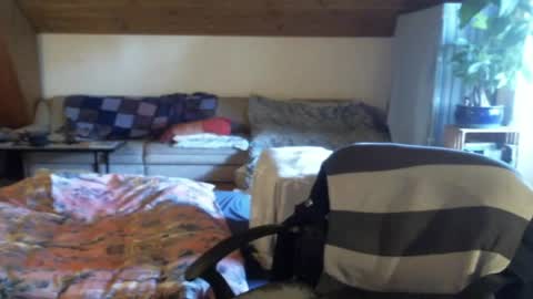 supersquirrel81 online show from 04-21-26, 04:56