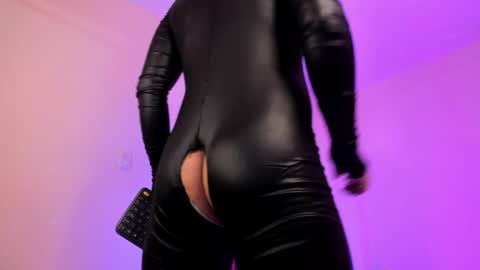 llllSupra llll online show from 11-08-25, 06:18