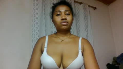 surbelle online show from 06-16-26, 08:44
