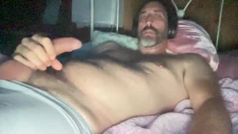 Snapshot of surfguy82 chatting on 09-11-25, 03:50 SurfGuy82 online show from 09-11-25, 03:50