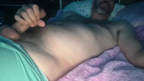 Snapshot of surfguy82 chatting on 09-17-25, 04:47 SurfGuy82 online show from 09-17-25, 04:47