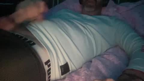 Snapshot of surfguy82 chatting on 09-23-25, 03:42 SurfGuy82 online show from 09-23-25, 03:42