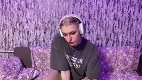 Vladiva online show from 01-20-25, 11:35