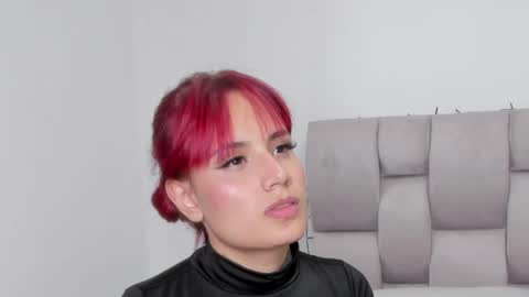 Snapshot of susan_sweet7 chatting on 03-07-25, 02:25 Susan online show from 03-07-25, 02:25