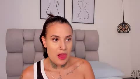 Snapshot of susan_sweet7 chatting on 10-18-25, 07:58 Susan online show from 10-18-25, 07:58