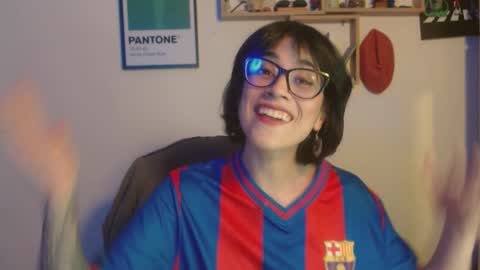 susana_w online show from 12-21-25, 12:29