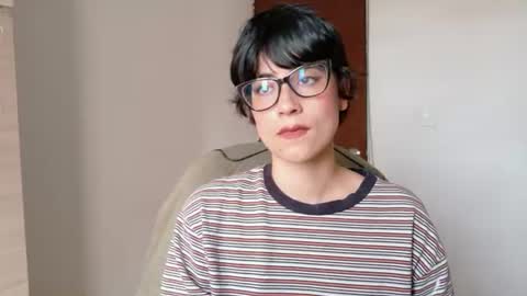 Snapshot of susana_w chatting on 07-15-26, 04:23 susana_w online show from 07-15-26, 04:23
