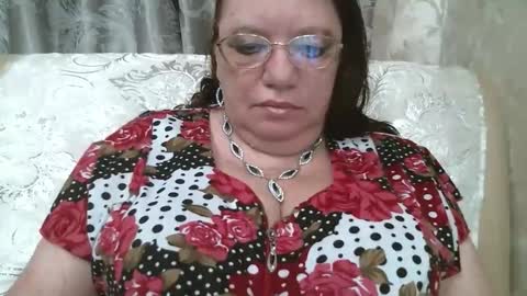 Snapshot of susanaahsun chatting on 05-15-26, 11:17 SusanaAhSun online show from 05-15-26, 11:17