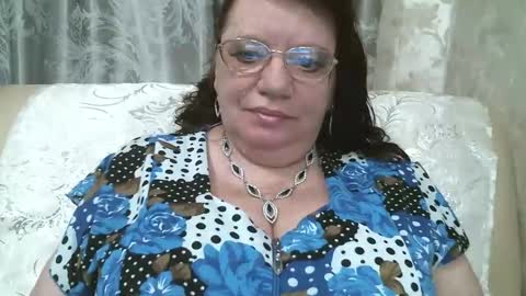 Snapshot of susanaahsun chatting on 05-18-26, 11:05 SusanaAhSun online show from 05-18-26, 11:05