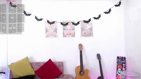 Susana hendrix    online show from 10-31-25, 06:31