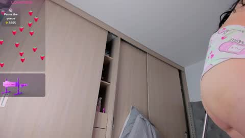 Juliana garcia online show from 04-18-26, 07:58