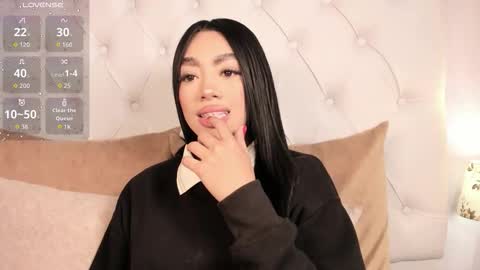 Sussie Tompsom online show from 02-16-26, 05:31