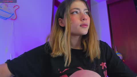 Susy  online show from 02-07-25, 03:55