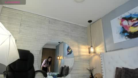   online show from 04-14-26, 12:00