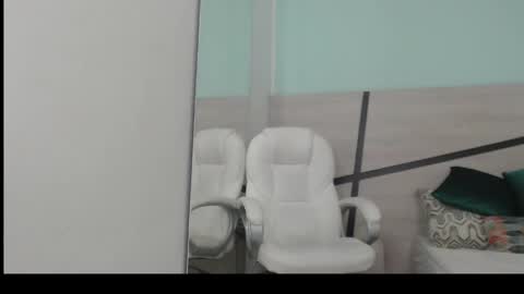 sussy leon online show from 12-13-24, 11:17