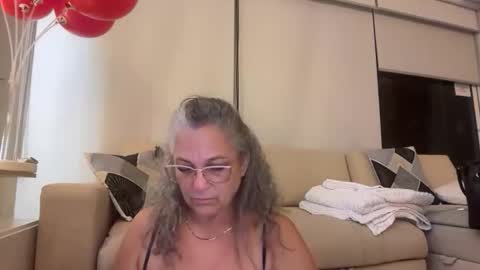 Snapshot of sussy_perez_ chatting on 05-29-26, 05:16 Sussy online show from 05-29-26, 05:16