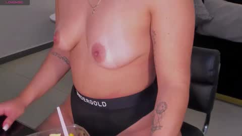 Sussy Bell online show from 12-02-25, 08:48